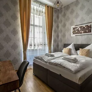 Design 3bdr In Residence, Free Parking Praha