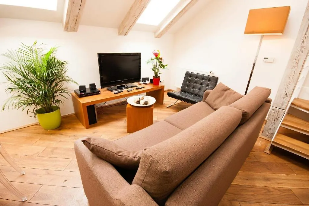 Kozna Loft Apartment Prague